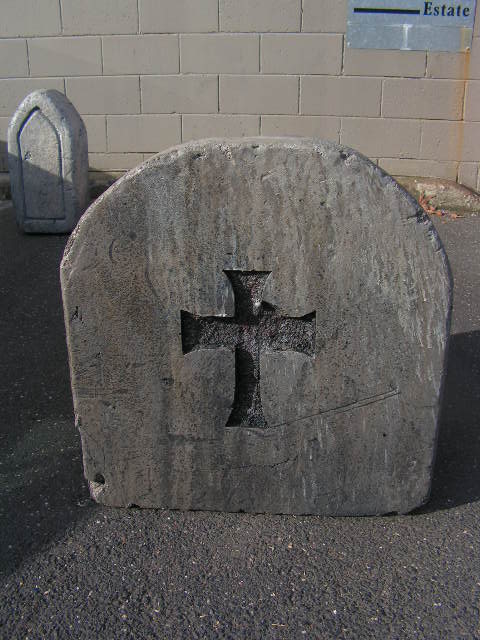 HEADSTONE, Small Cross (64cm H)